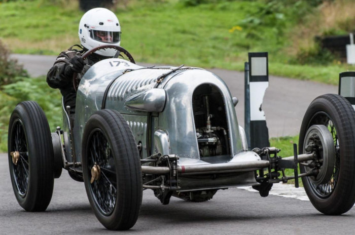 Vintage car replacement springs